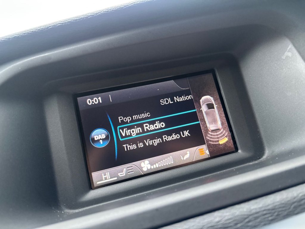 Used Volvo V40 2016 for sale - 77774856: Photo 11