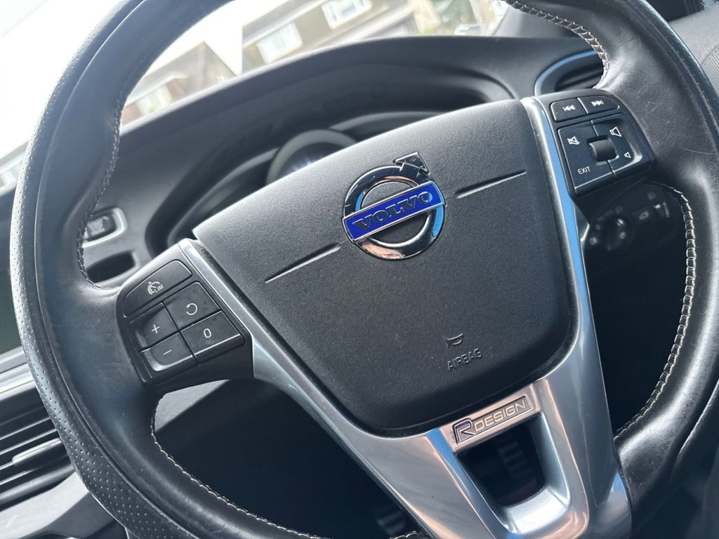 Used Volvo V40 2016 for sale - 77774856: Photo 16