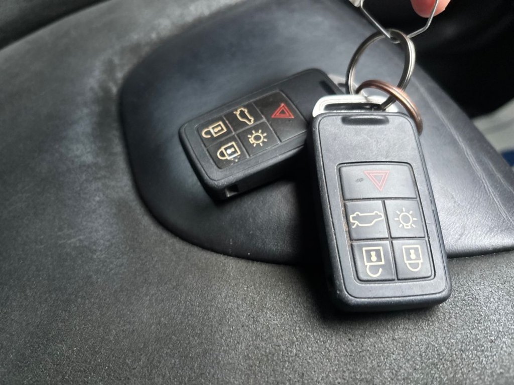 Used Volvo V40 2016 for sale - 77774856: Photo 19