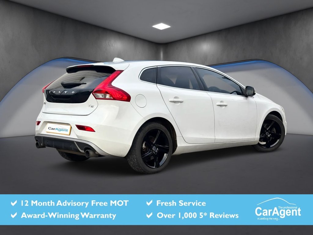 Used Volvo V40 2016 for sale - 77774856: Photo 2