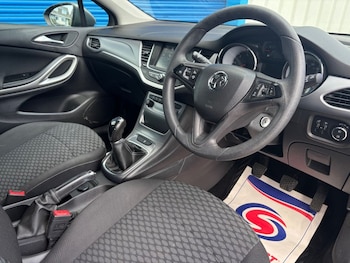 Used Vauxhall Astra 2024 for sale - 75586256: Photo
