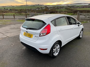 Used Ford Fiesta 2015 for sale - 76663631: Photo