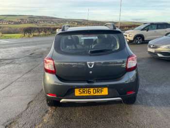 Used Dacia Sandero Stepway 2016 for sale - 73218372: Photo