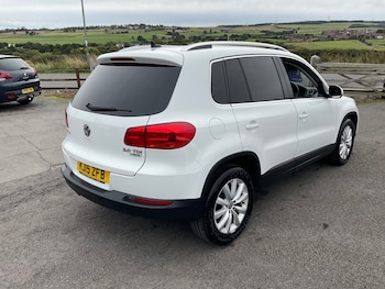 Used Volkswagen Tiguan 2015 for sale - 76102617: Photo 3
