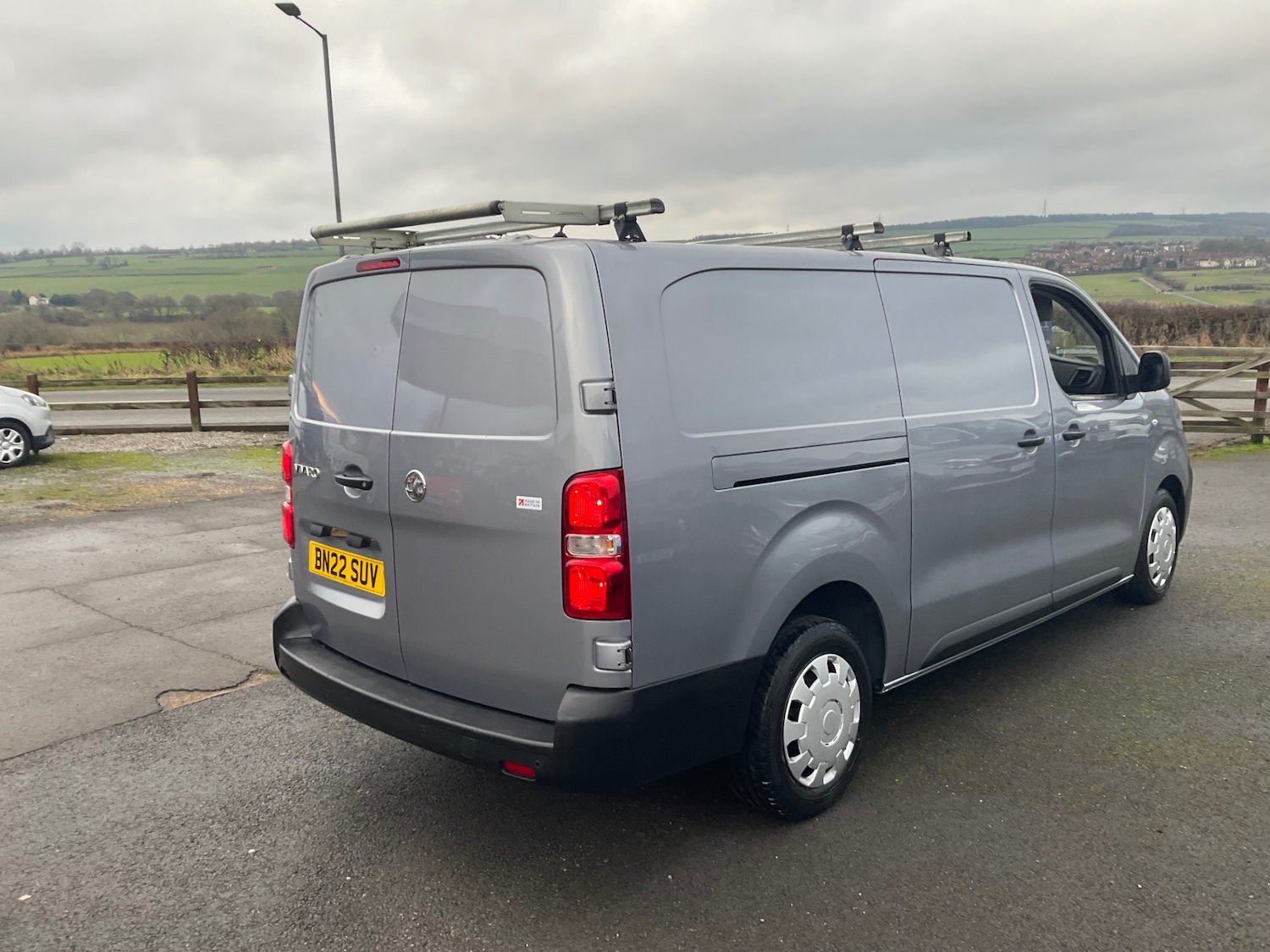Used Vauxhall Vivaro 2022 for sale - 77259184: Photo 3