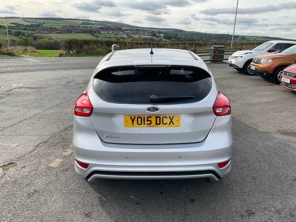 Used Ford Focus 2015 for sale - 76243114: Photo 4