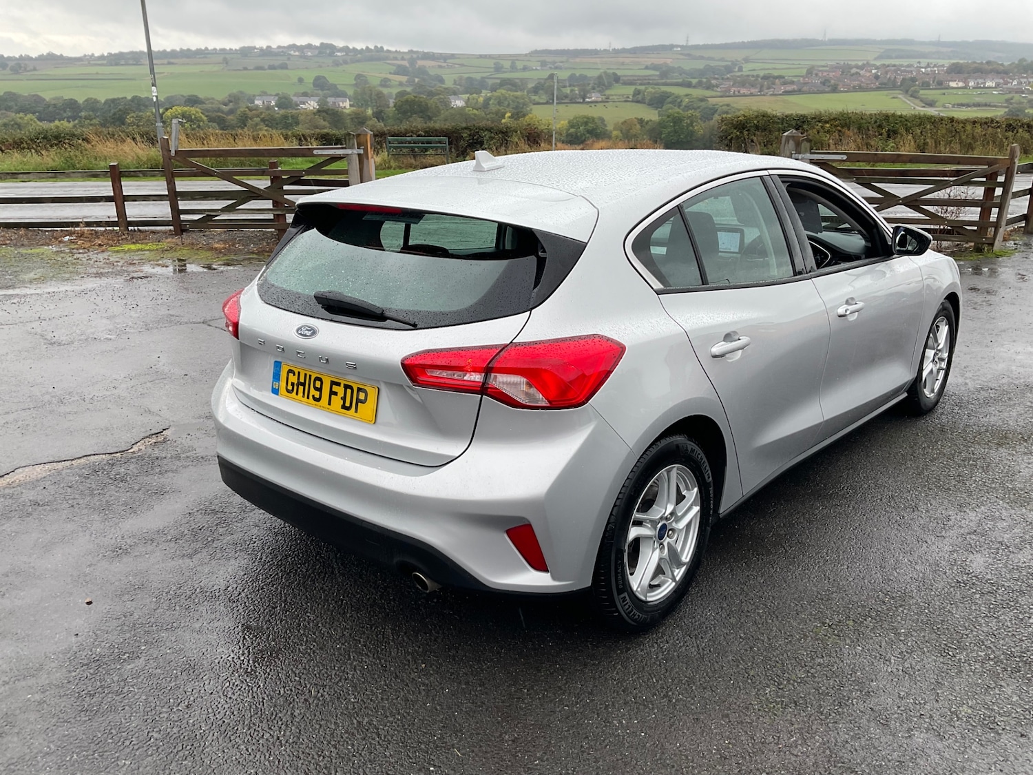 Used Ford Focus 2019 for sale - 76127991: Photo 3