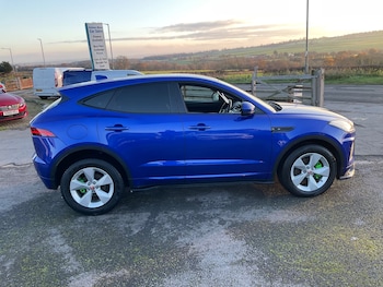 Used Jaguar E-Pace 2018 for sale - 76794979: Photo