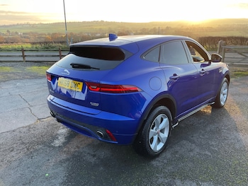 Used Jaguar E-Pace 2018 for sale - 76794979: Photo