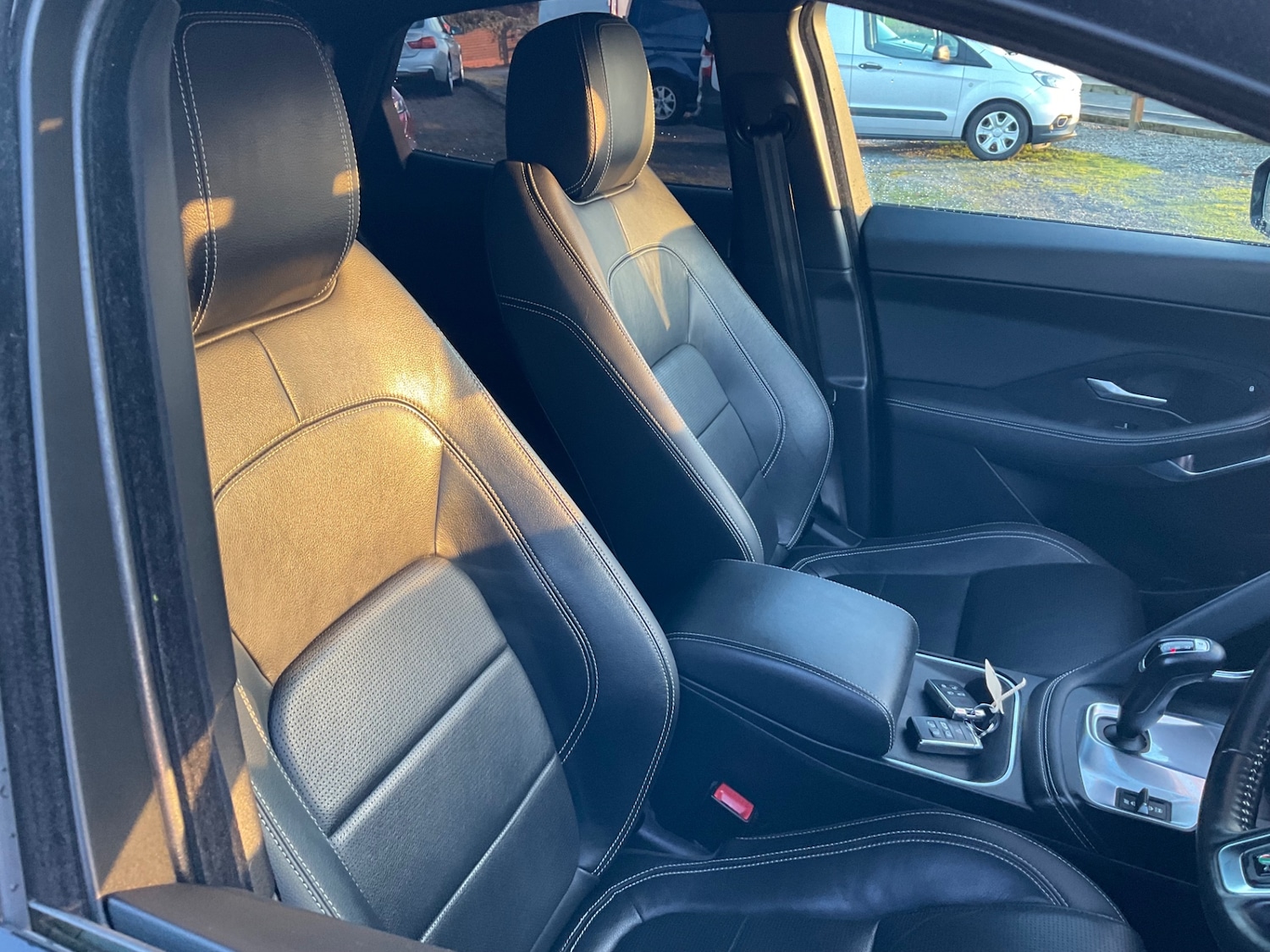 Used Jaguar E-Pace 2018 for sale - 76794979: Photo 9