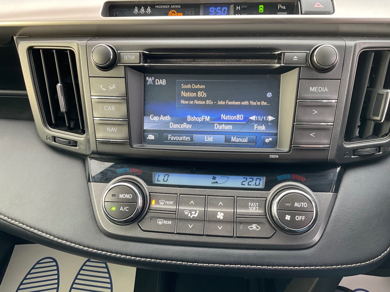 Used Toyota RAV4 2015 for sale - 76100931: Photo 9