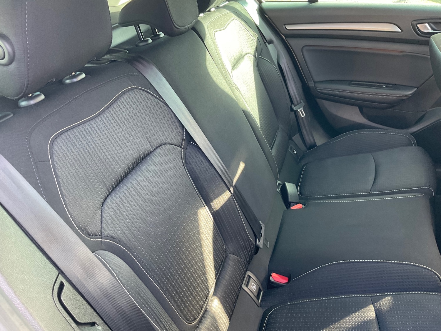 Used Renault Megane 2018 for sale - 76383392: Photo 11