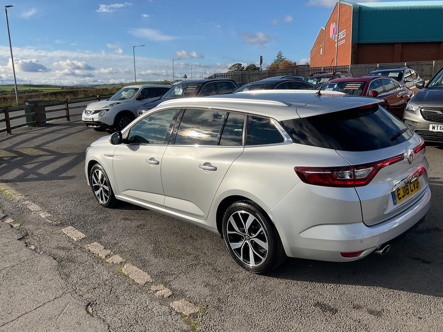 Used Renault Megane 2018 for sale - 76383392: Photo 5
