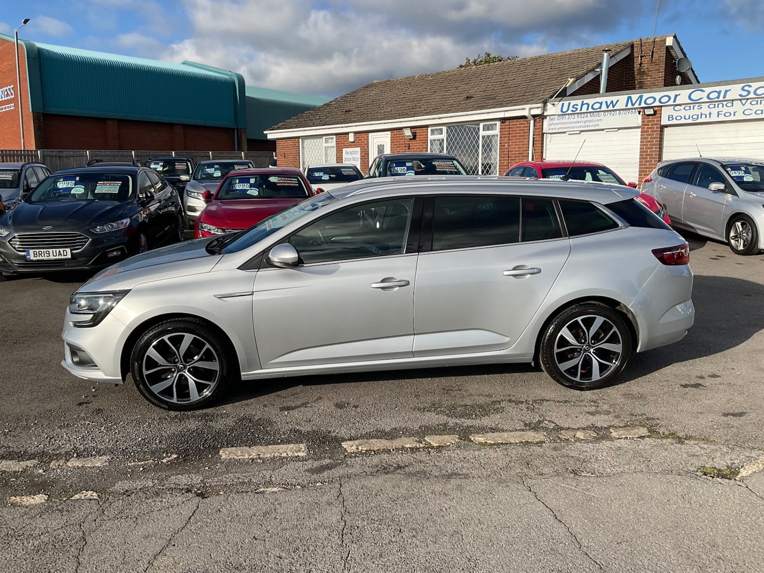 Used Renault Megane 2018 for sale - 76383392: Photo 6