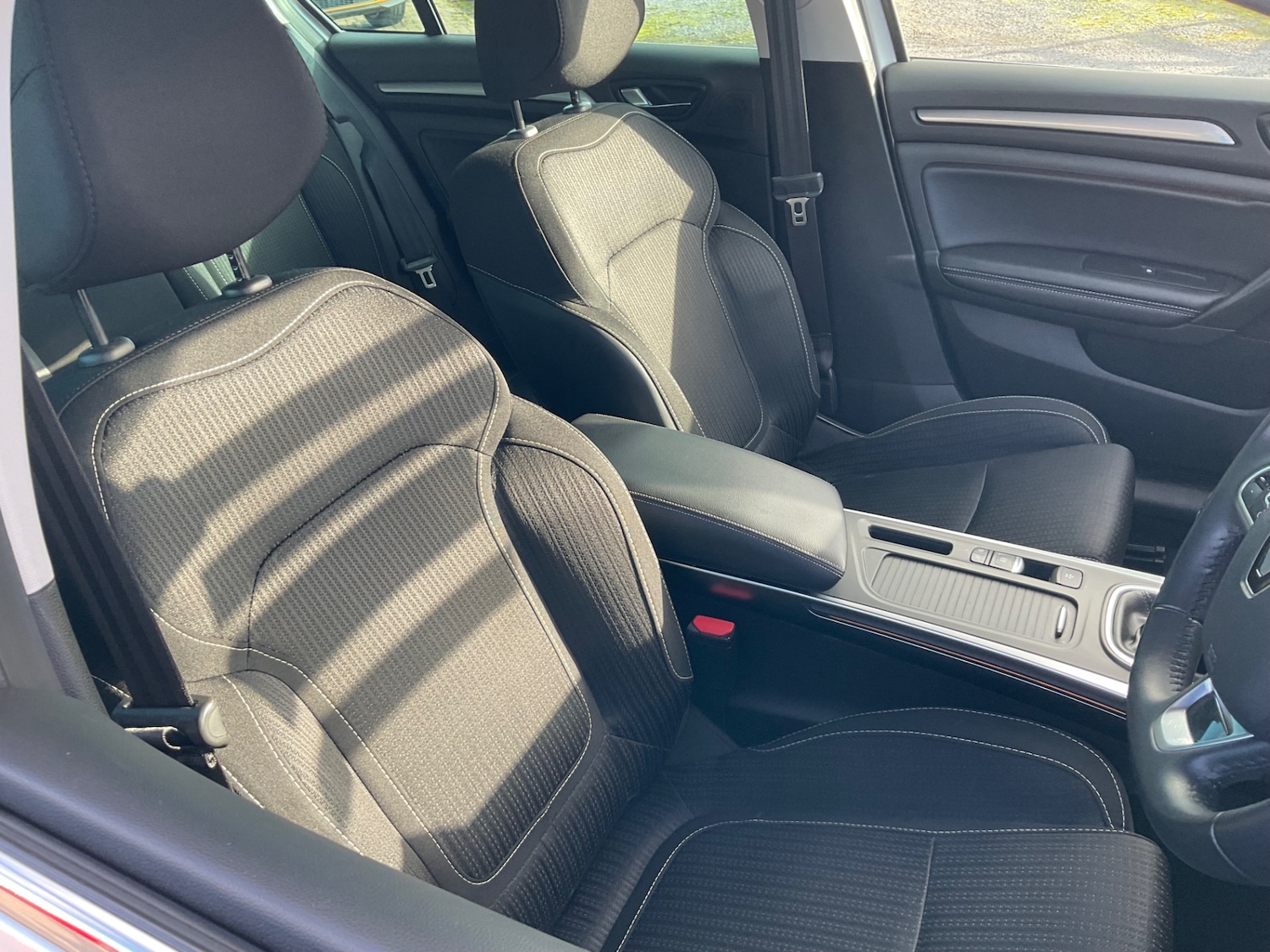 Used Renault Megane 2018 for sale - 76383392: Photo 9