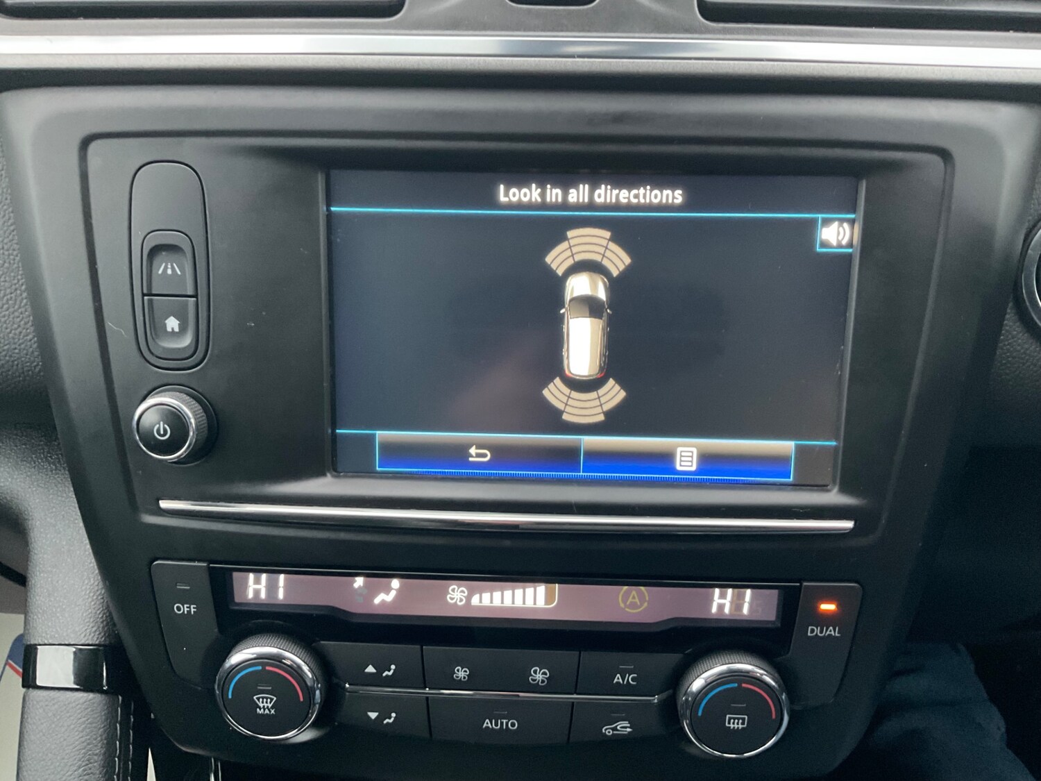 Used Renault Kadjar 2015 for sale - 77418417: Photo 10