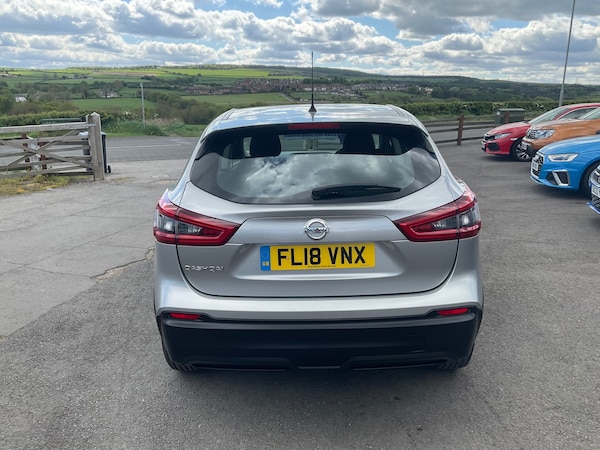 Used Nissan Qashqai 2018 for sale - 74555596: Photo 4