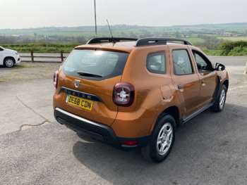 Used Dacia Duster 2018 for sale - 74480525: Photo