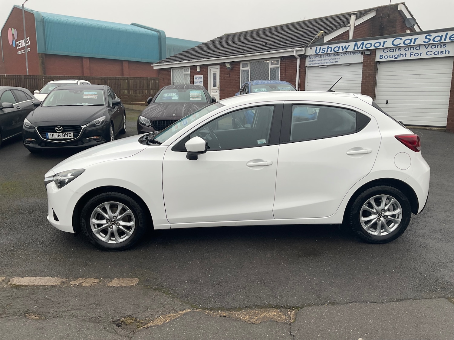 Used Mazda Mazda2 2016 for sale - 77247613: Photo 6