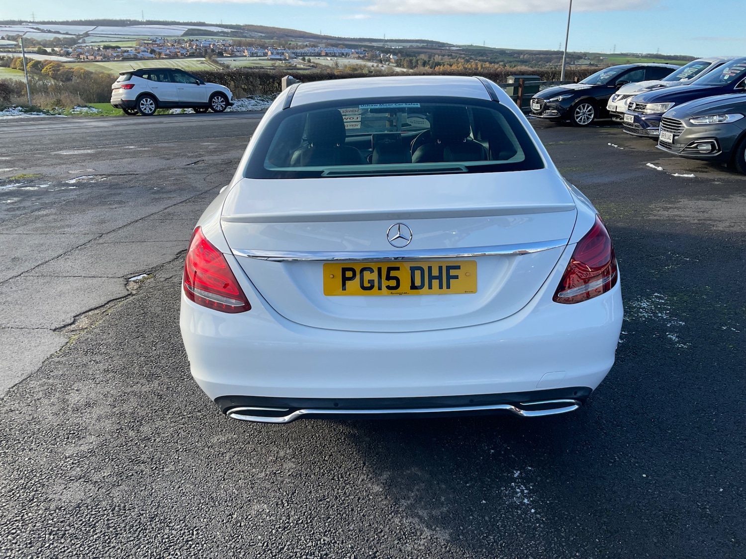 Used Mercedes-Benz C Class 2015 for sale - 76637648: Photo 4