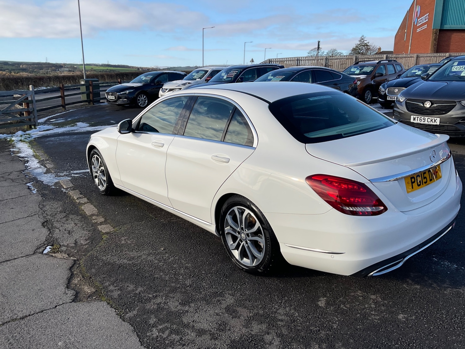 Used Mercedes-Benz C Class 2015 for sale - 76637648: Photo 5