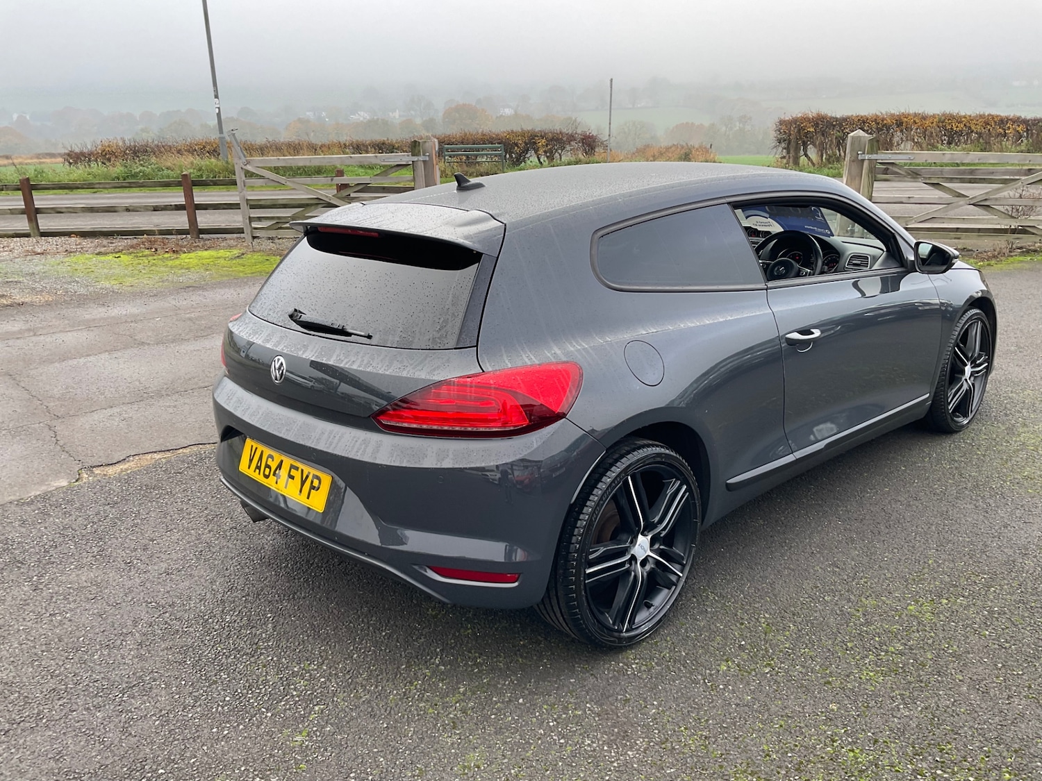 Used Volkswagen Scirocco 2015 for sale - 76504621: Photo 3