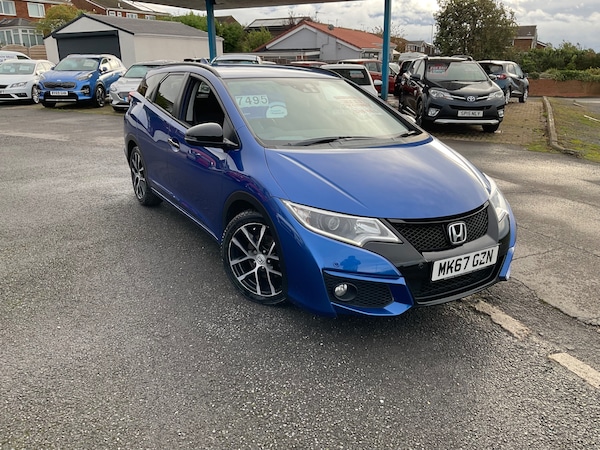Used Honda Civic 2017 for sale - 76170401: Photo 1