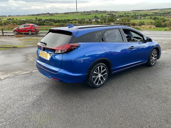 Used Honda Civic 2017 for sale - 76170401: Photo 7