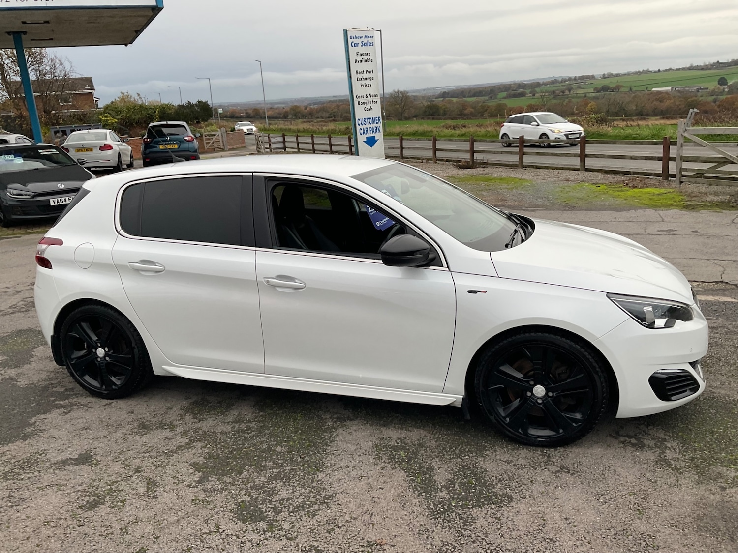 Used Peugeot 308 2016 for sale - 76533625: Photo 2