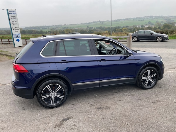 Used Volkswagen Tiguan 2016 for sale - 76309743: Photo 2