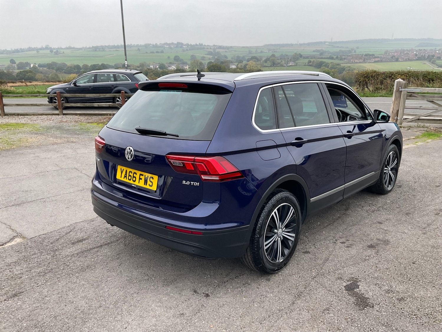 Used Volkswagen Tiguan 2016 for sale - 76309743: Photo 3