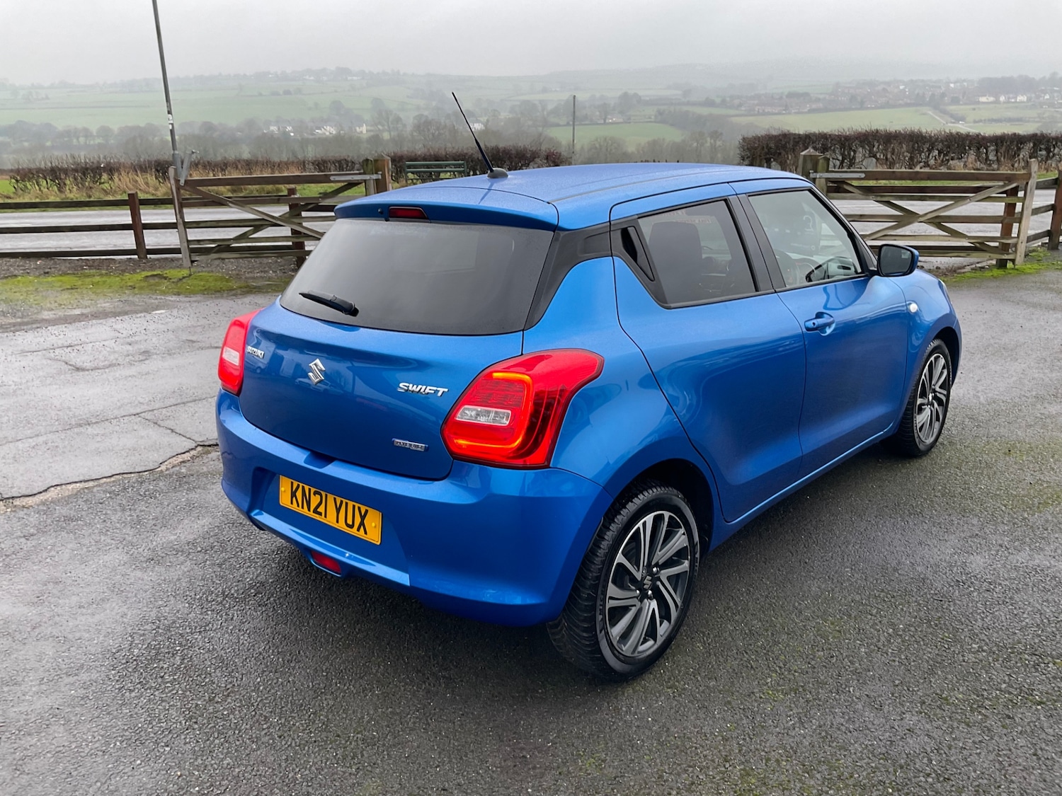 Used Suzuki Swift 2021 for sale - 77335902: Photo 3