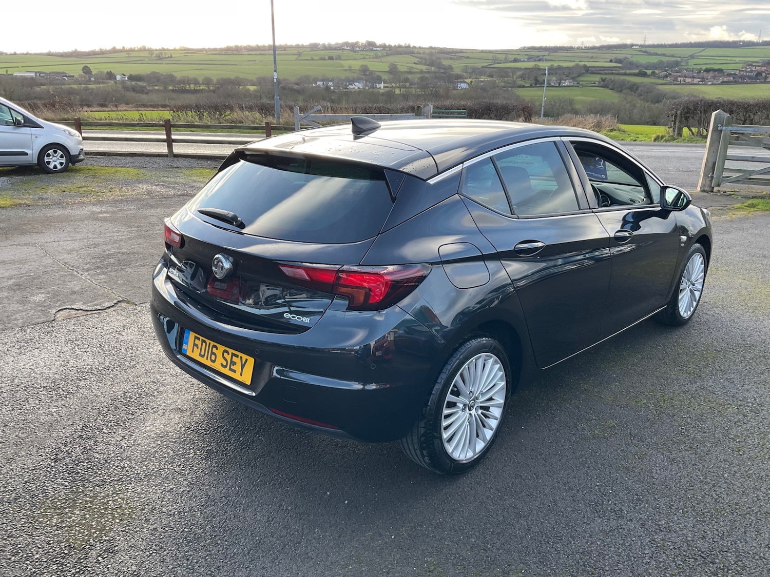 Used Vauxhall Astra 2016 for sale - 77196711: Photo 3