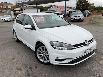 Volkswagen - Golf