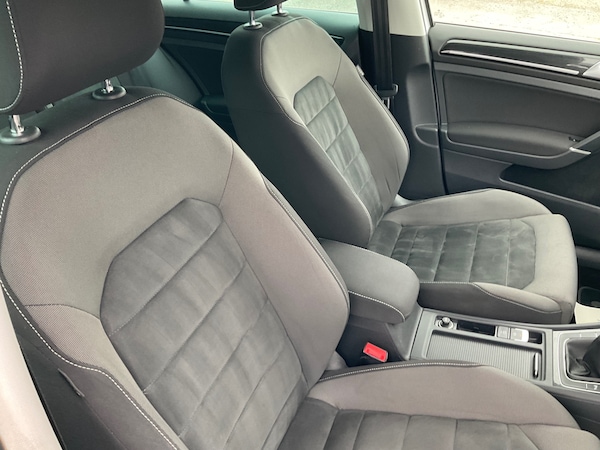Used Volkswagen Golf 2017 for sale - 76275067: Photo 9