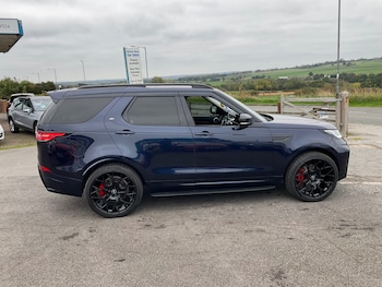 Used Land Rover Discovery 2017 for sale - 76287003: Photo 2