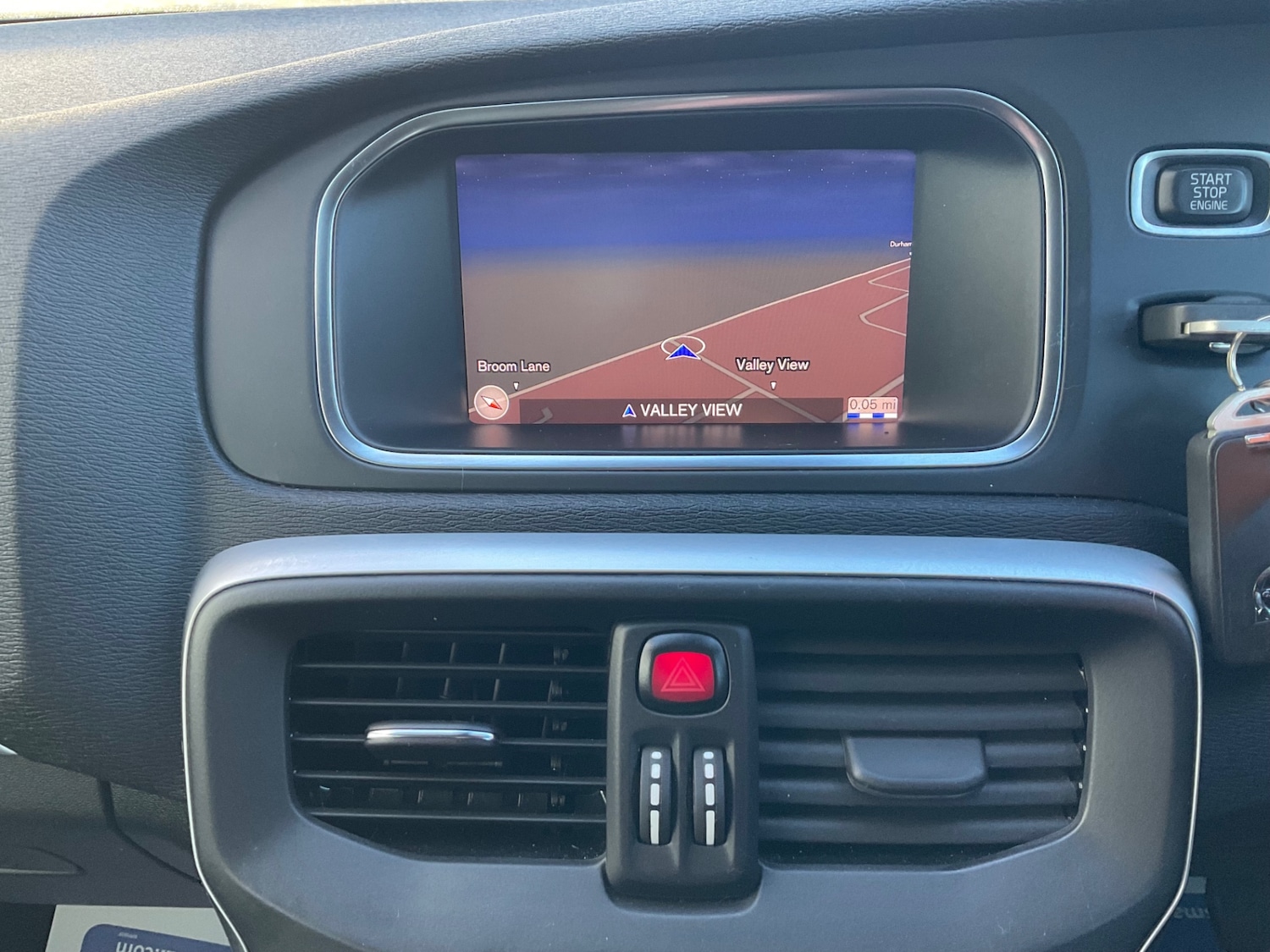 Used Volvo V40 2018 for sale - 77003399: Photo 12