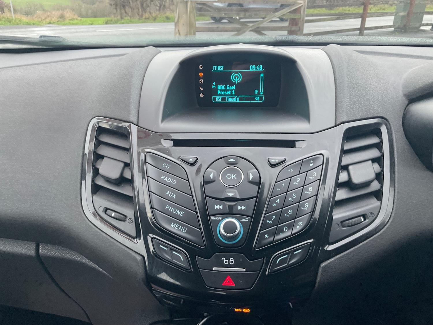 Used Ford Fiesta 2015 for sale - 76979350: Photo 12