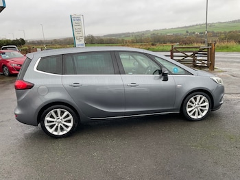 Used Vauxhall Zafira 2018 for sale - 76565261: Photo