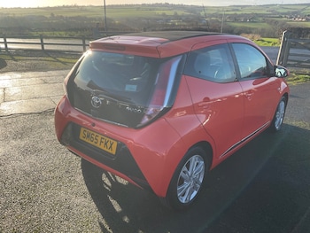 Used Toyota AYGO 2015 for sale - 76931410: Photo