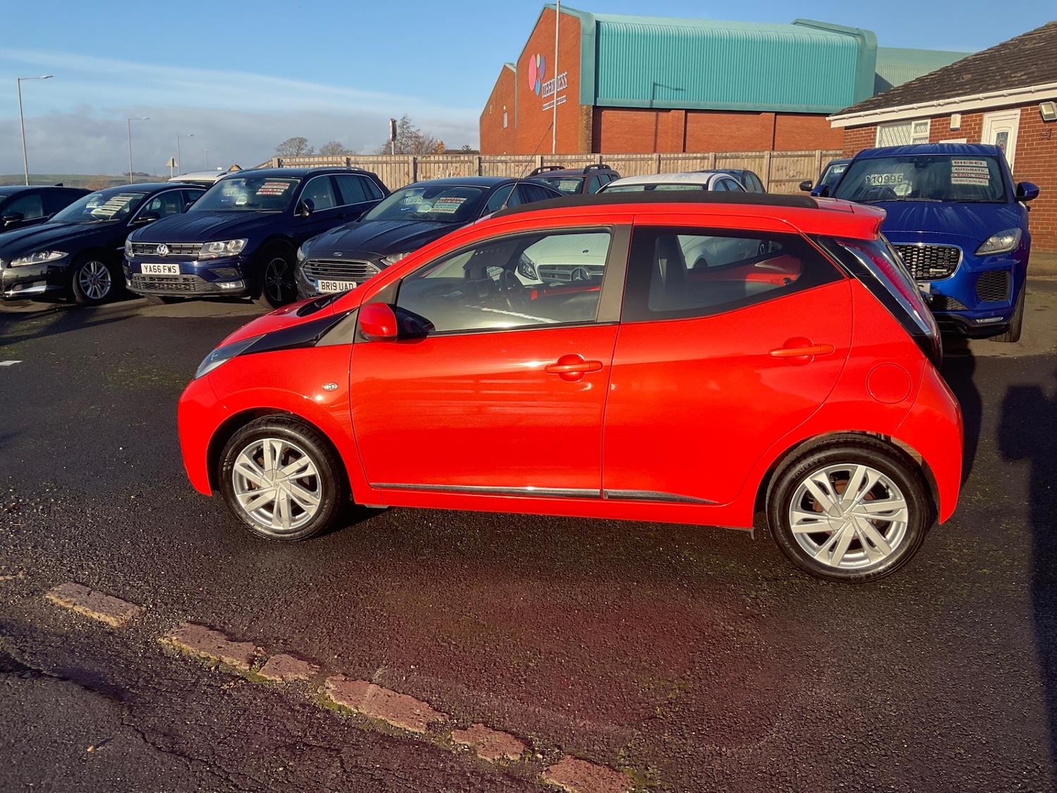 Used Toyota AYGO 2015 for sale - 76931410: Photo 6