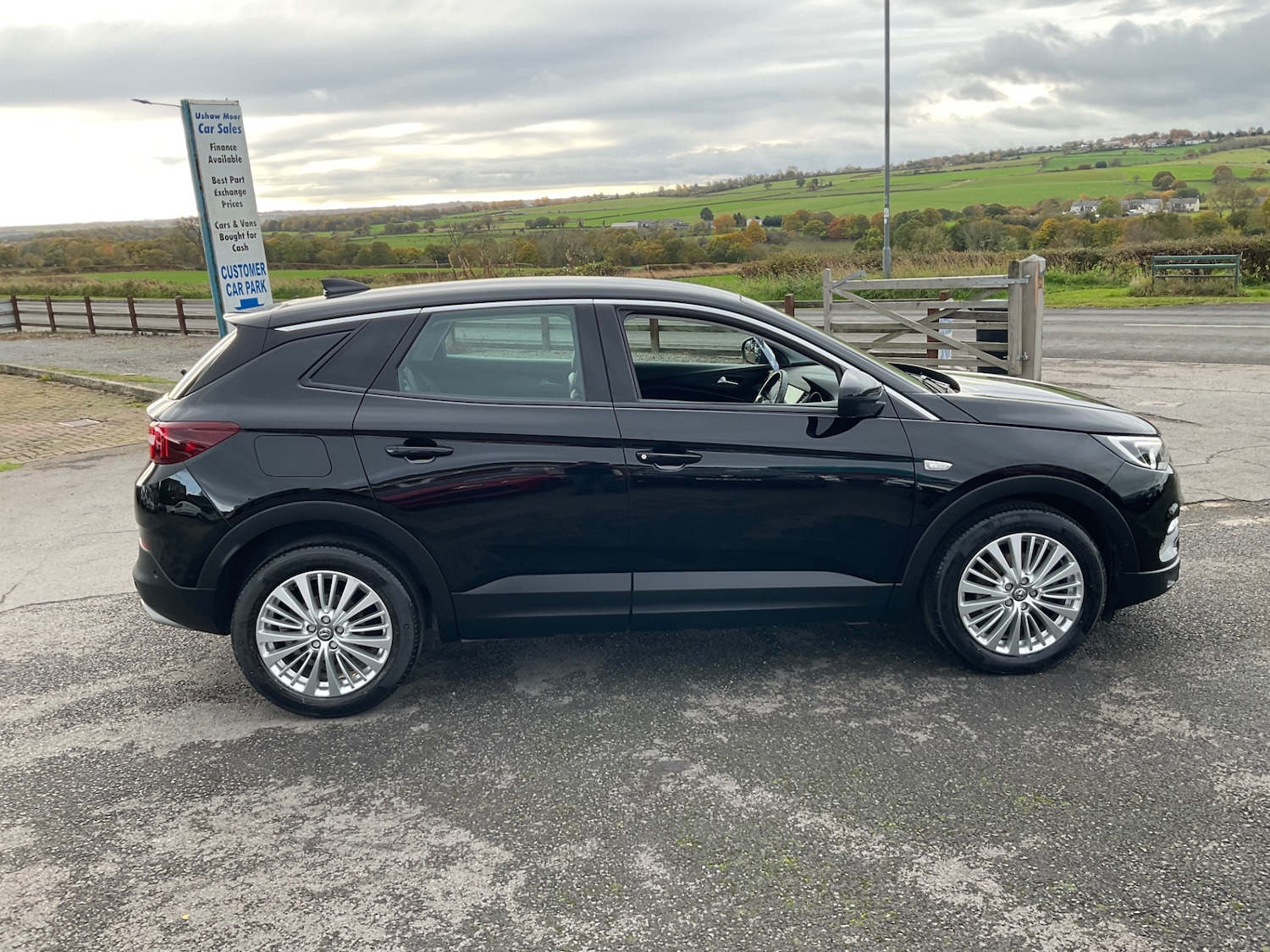 Used Vauxhall Grandland X 2020 for sale - 76436235: Photo 2