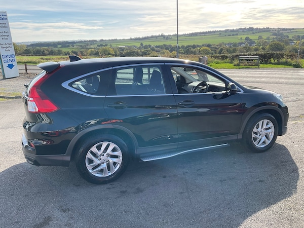 Used Honda CR-V 2018 for sale - 76243539: Photo 2