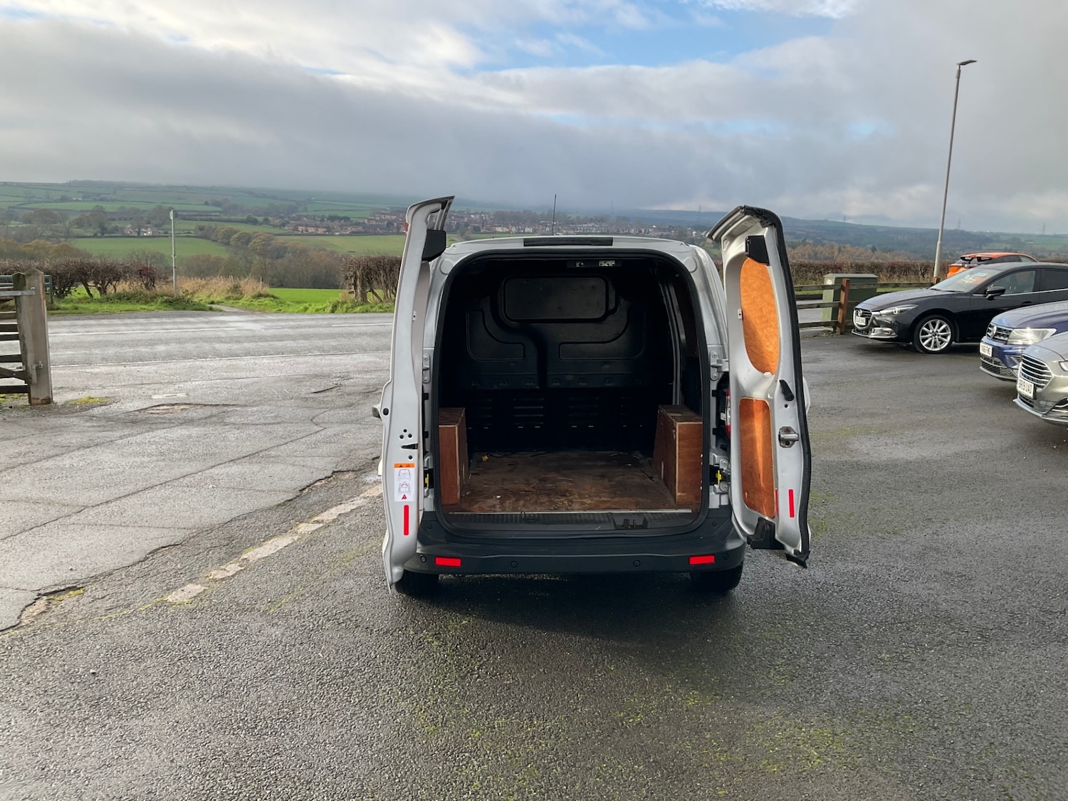 Used Ford Transit Courier 2019 for sale - 76662873: Photo 9