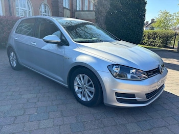 Used Volkswagen Golf 2014 for sale - 76793415: Photo
