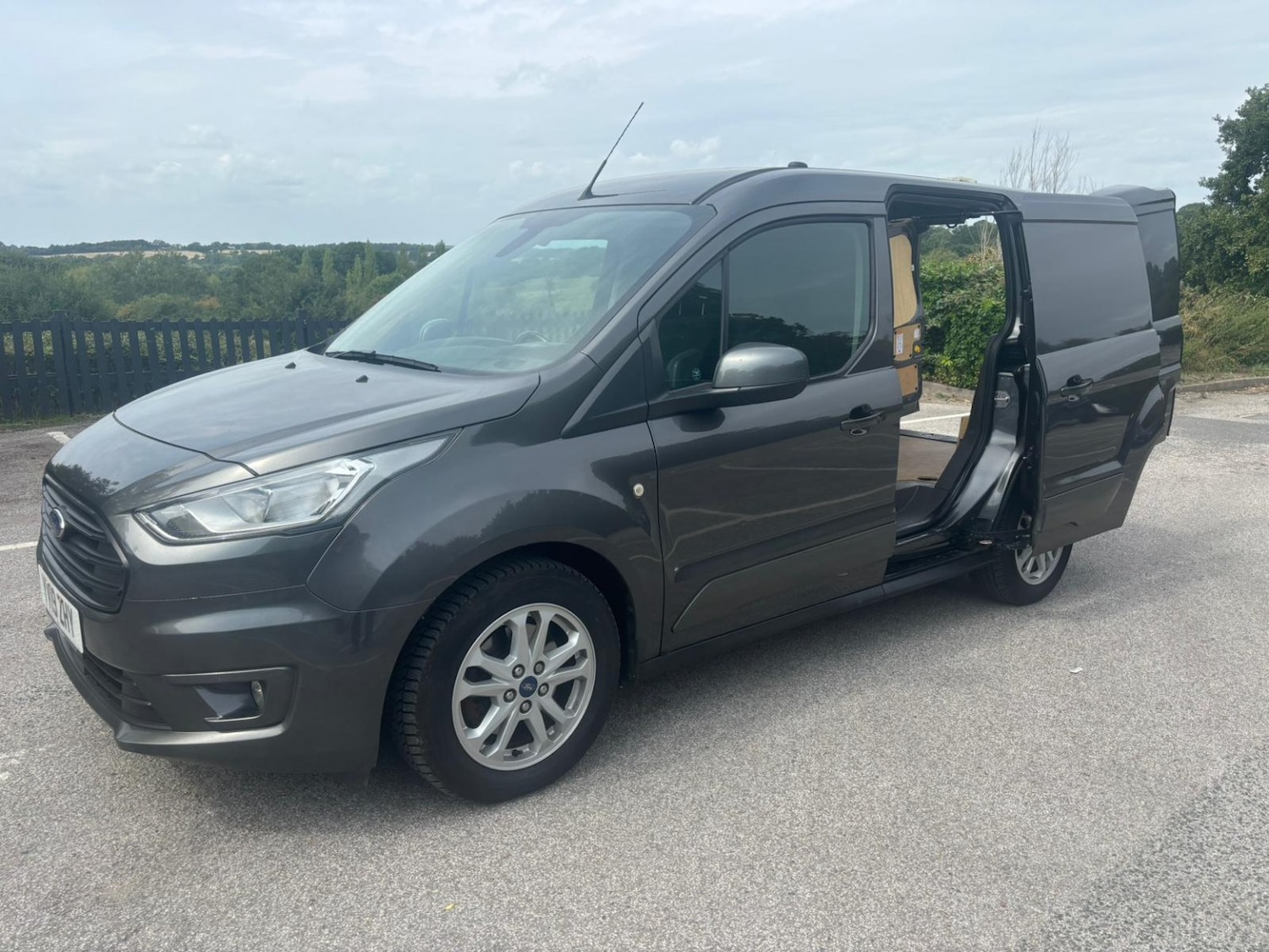 Used Ford Transit Connect 2019 for sale - 77318326: Photo 10