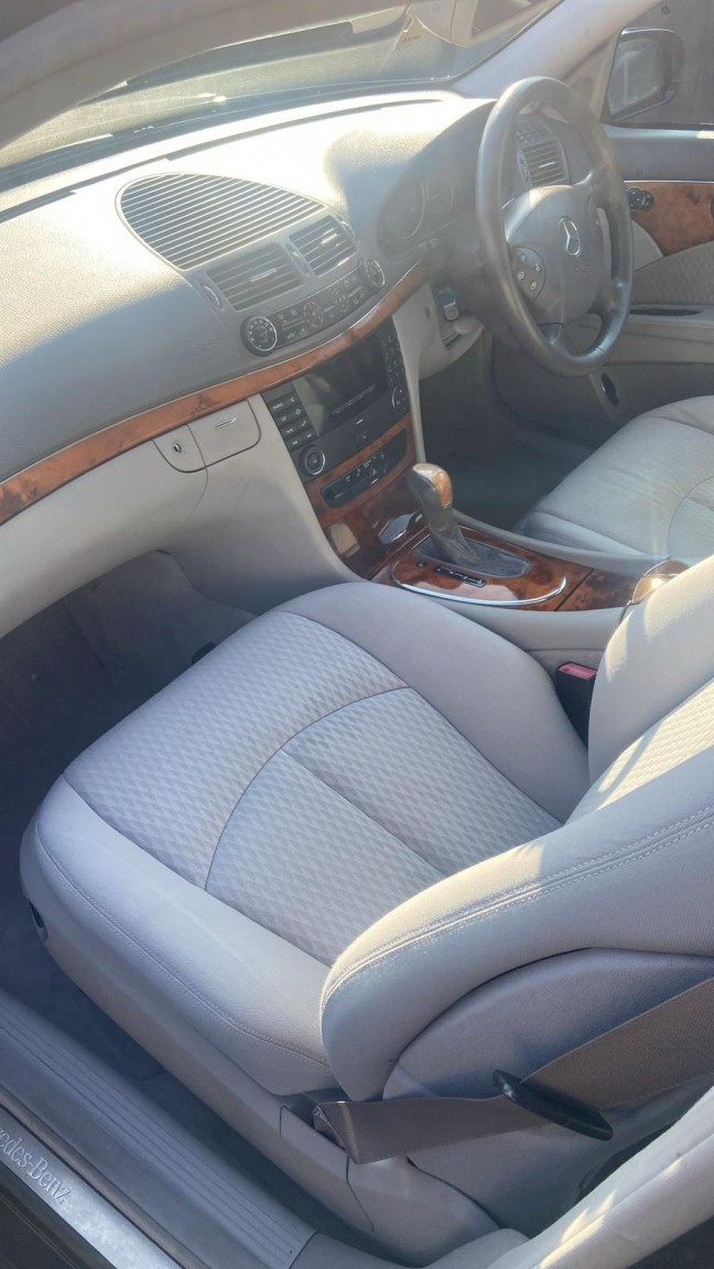 Used Mercedes-Benz E Class 2002 for sale - 77567492: Photo 16