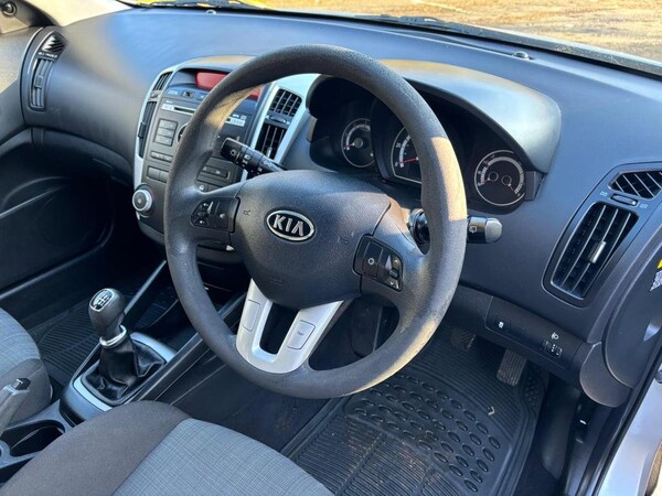 Used Kia Ceed 2011 for sale - 74308224: Photo 10