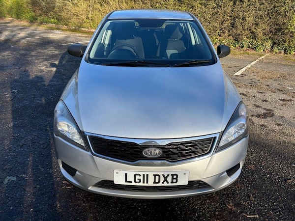 Used Kia Ceed 2011 for sale - 74308224: Photo 7