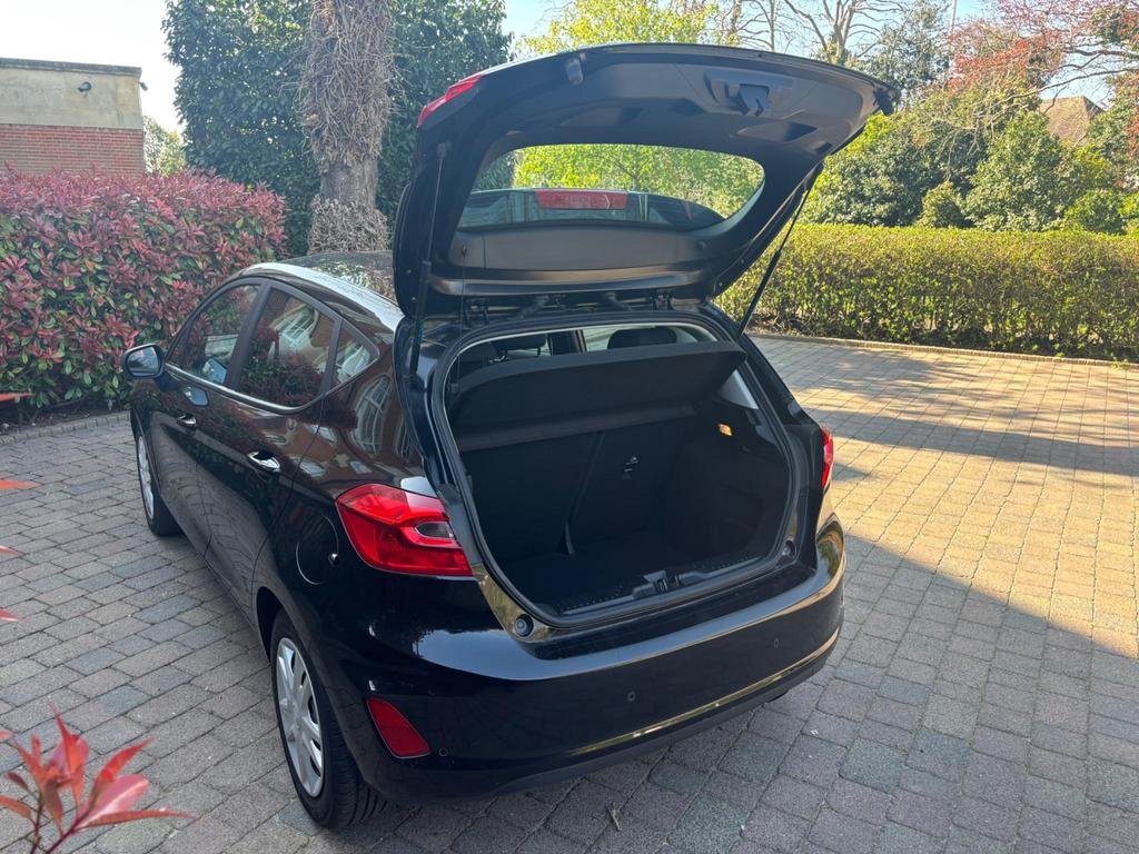 Used Ford Fiesta 2018 for sale - 76793410: Photo 11